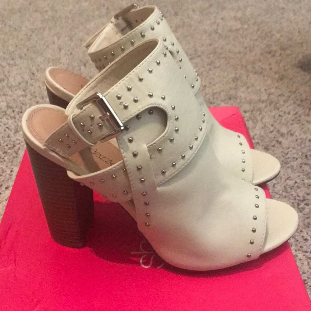 Shoedazzle Bone colored booties with stylish stud details. Size 7.5